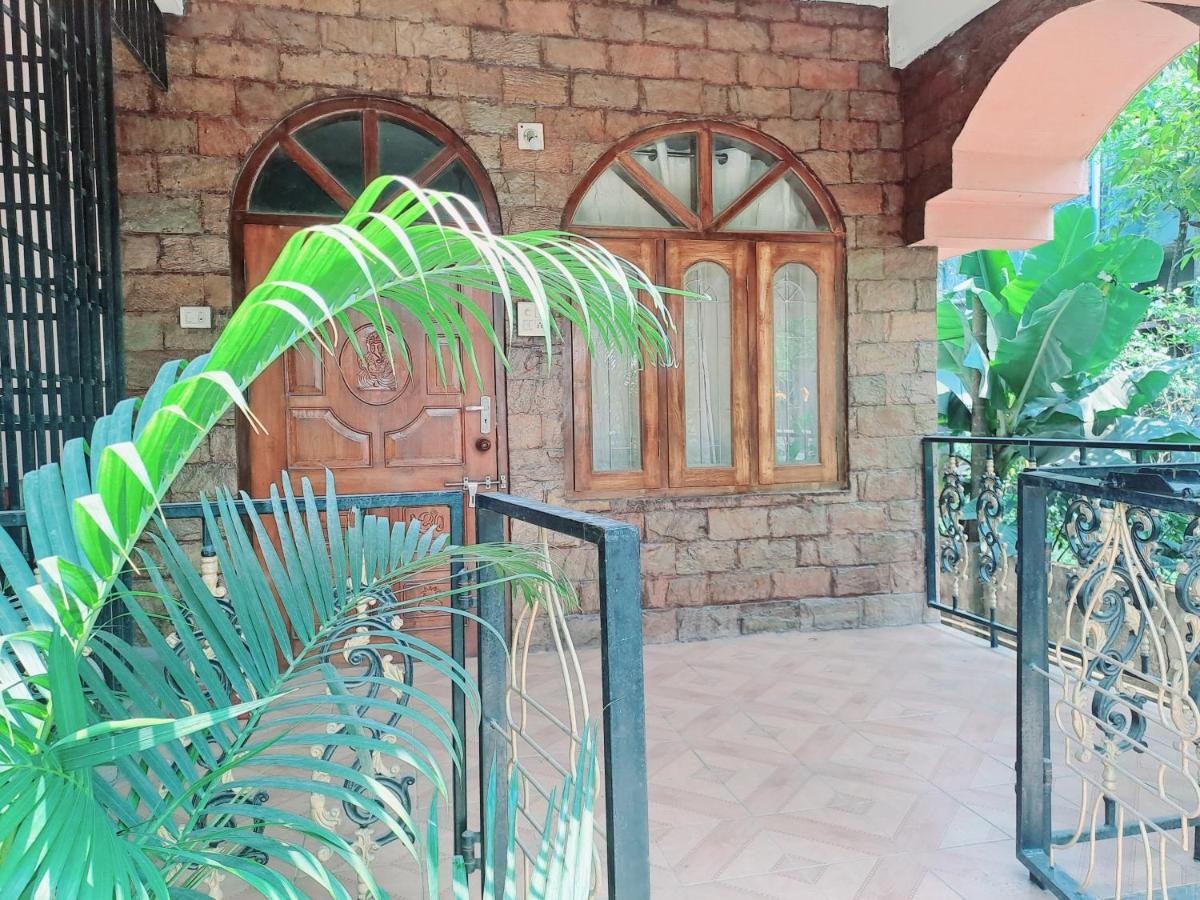 Strawberry Swing Homestay Гувахати Екстериор снимка